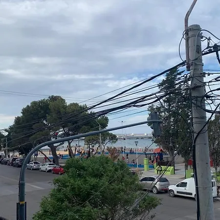 Amaneceres Frente Al Mar Dpto 2 Apartment Puerto Madryn Exterior photo